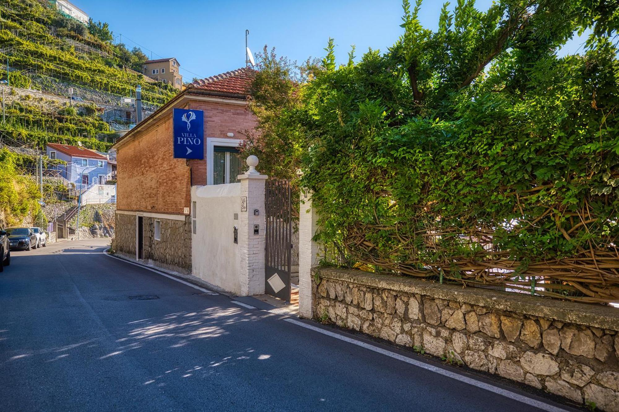 Villa Pino フローレ エクステリア 写真